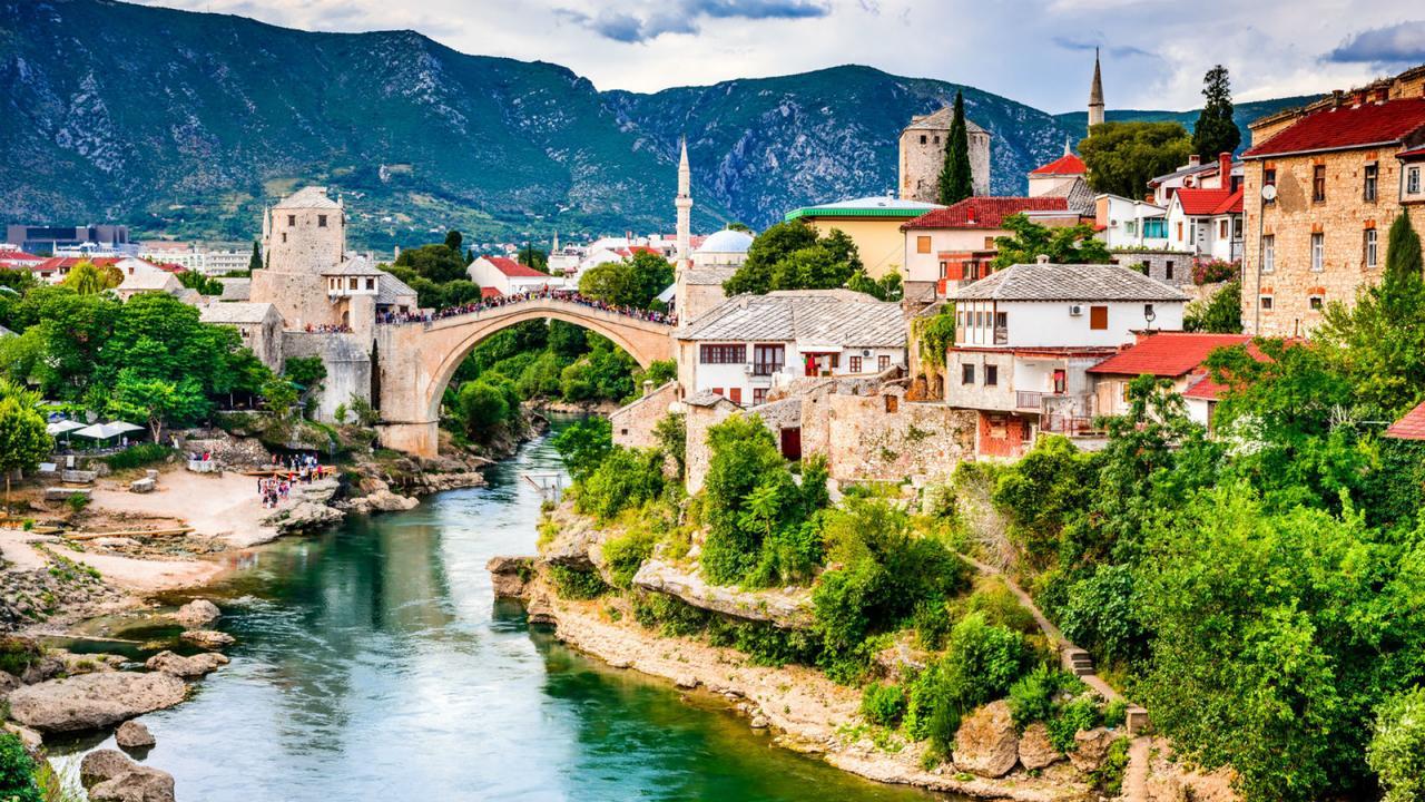 Apartments Valentina - Free Parking Mostar Buitenkant foto