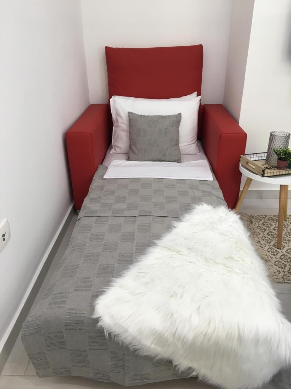 Apartments Valentina - Free Parking Mostar Buitenkant foto